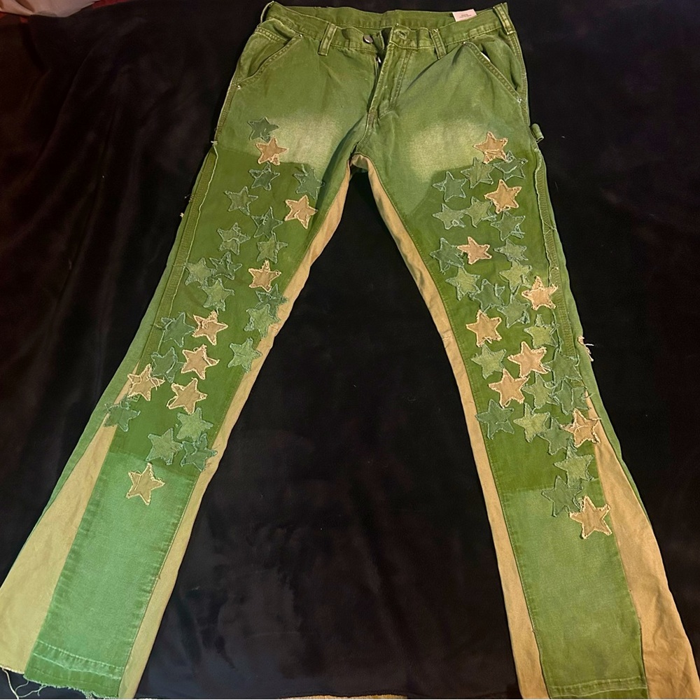 selling MNML.LA flare pants. They are size 29, Green and brown with sway.